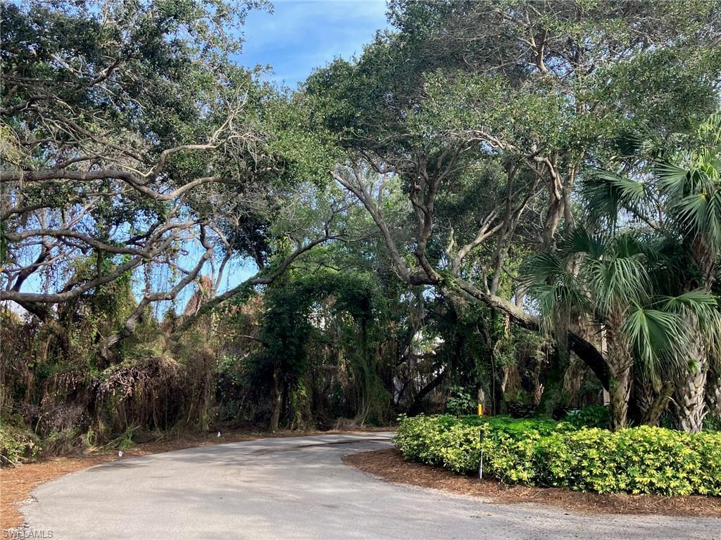 HIDEAWAY BEACH - Land