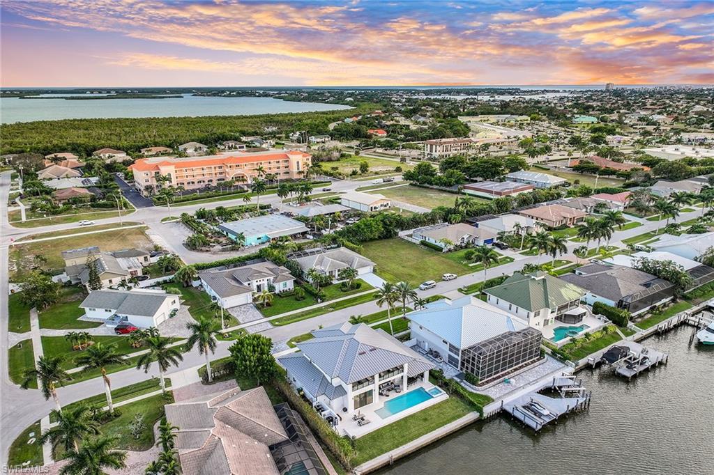 MARCO ISLAND - Residential