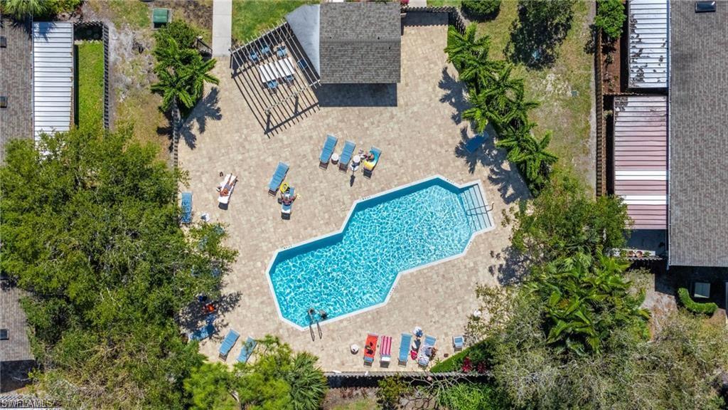 PELICAN RIDGE - Residential