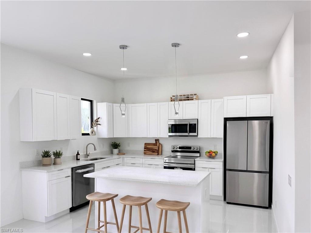 CAPE CORAL - Residential Lease