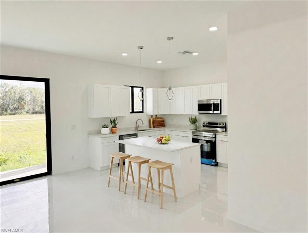 CAPE CORAL - Residential Lease