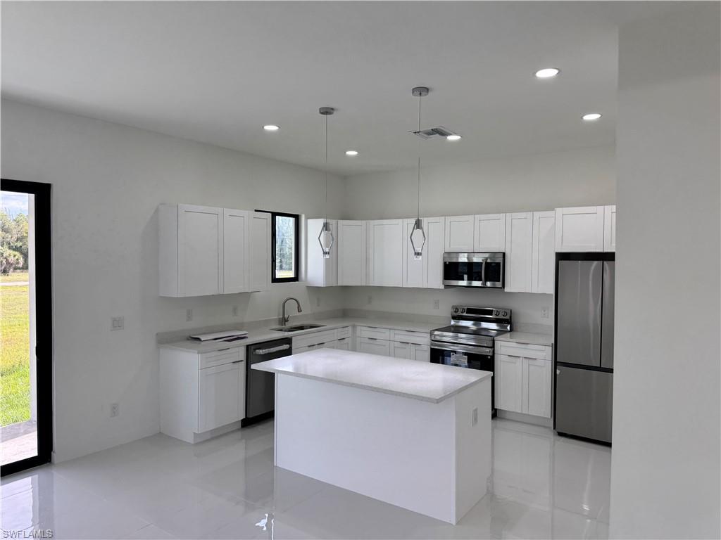 CAPE CORAL - Residential Lease