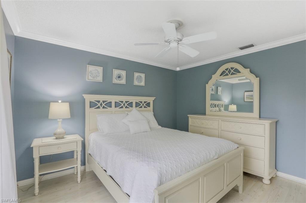 GLADES COUNTRY CLUB - Residential