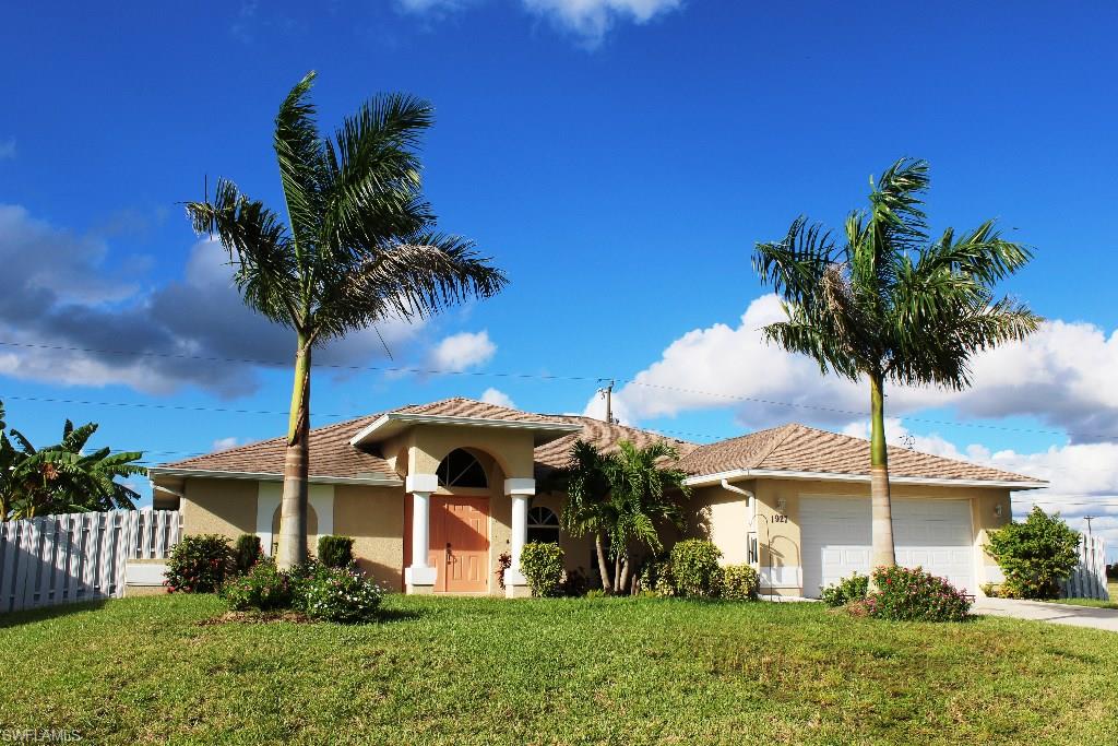 CAPE CORAL - Residential
