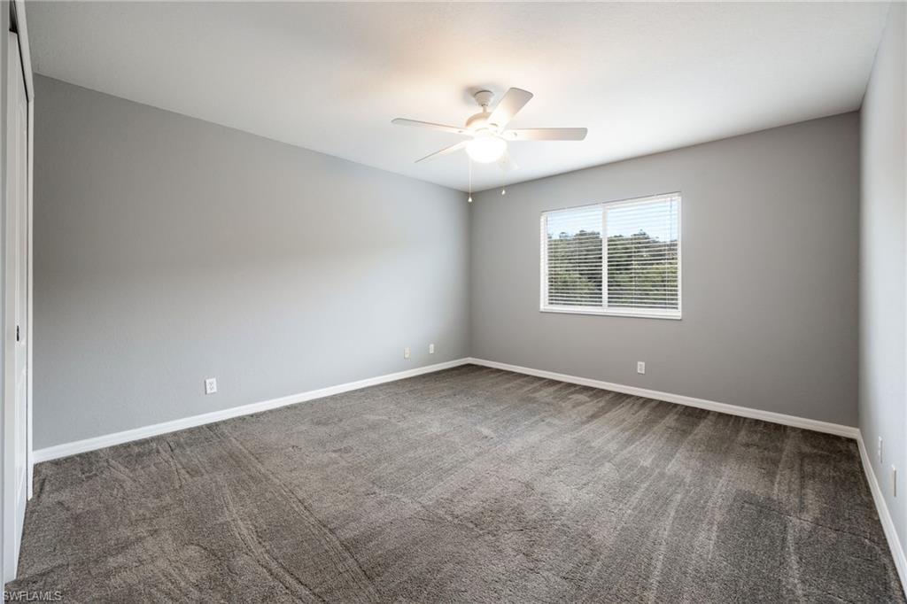 HAMPTON LAKES - Residential