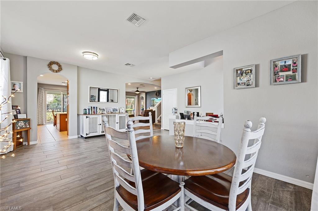 HAMPTON LAKES - Residential