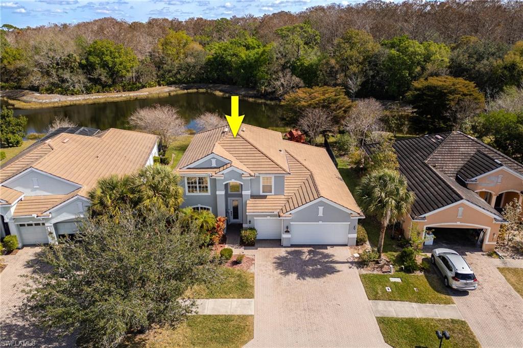 HAMPTON LAKES - Residential