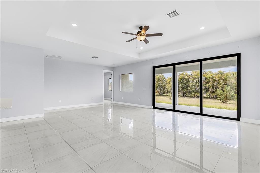 CAPE CORAL - Residential