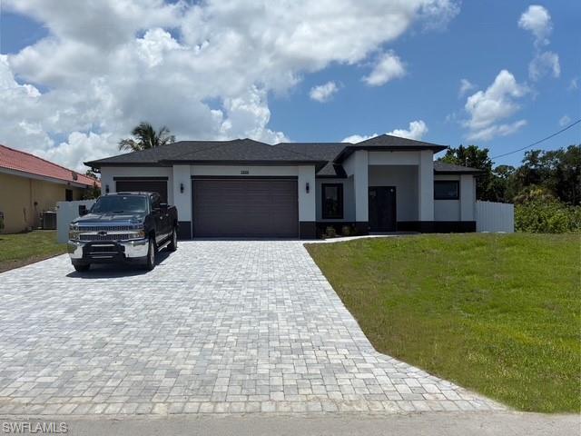 NEW CONTRUCTION!!!! CANAL FRONT HOME
OWNER FINANCING AVAILABLE
CLOSING CONTRIBUTION AVAILABLE
MUST SEE!!!