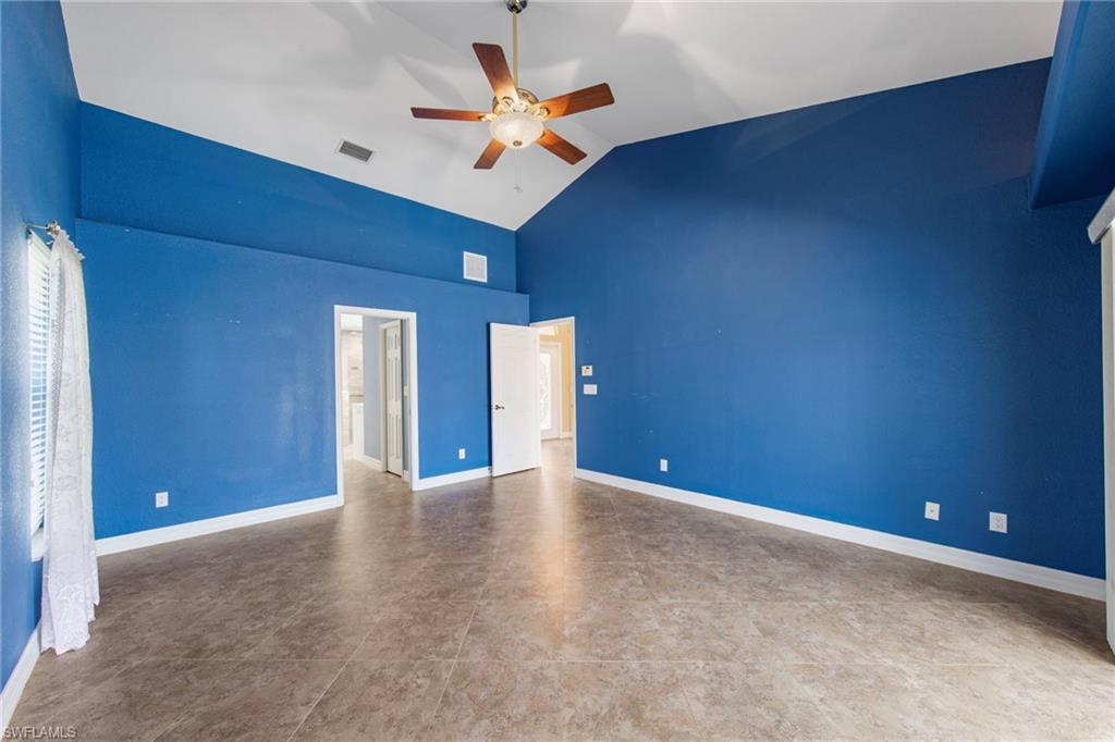 CAPE CORAL - Residential