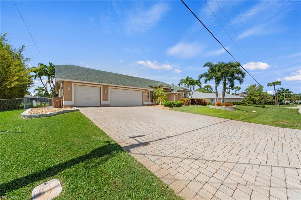 CAPE CORAL - Residential