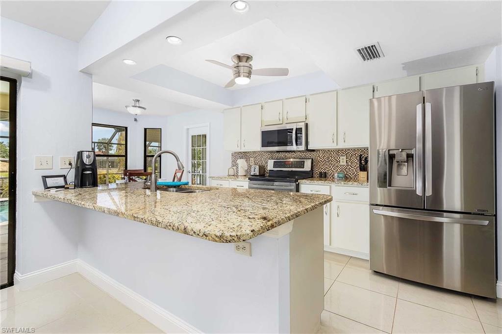CAPE CORAL - Residential Lease