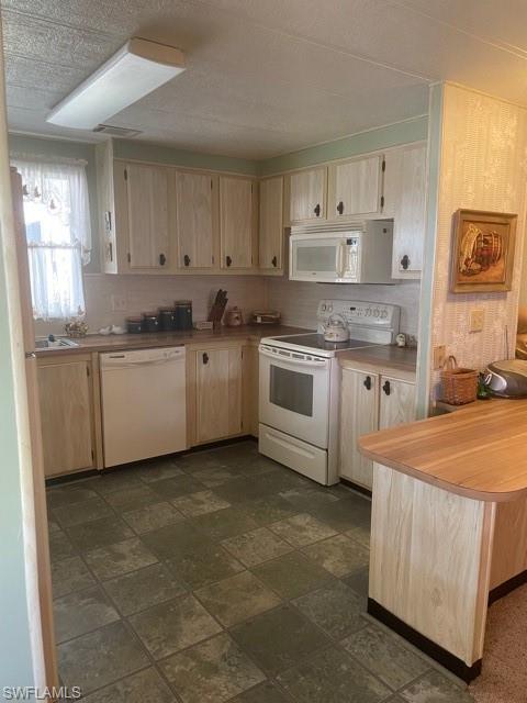 TAMIAMI VILLAGE - Residential