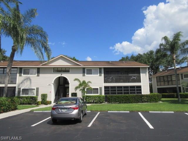Best Value in Summerlin Woods!  Price reduced - Hurry - this wont last!!  Excellent opportunity to purchase this 2br 2ba second floor condo in sought after Summerlin Woods Gated Condo Community!  Move in ready with cathedral ceilings, all appliances, and enclosed sunroom for extra living space.