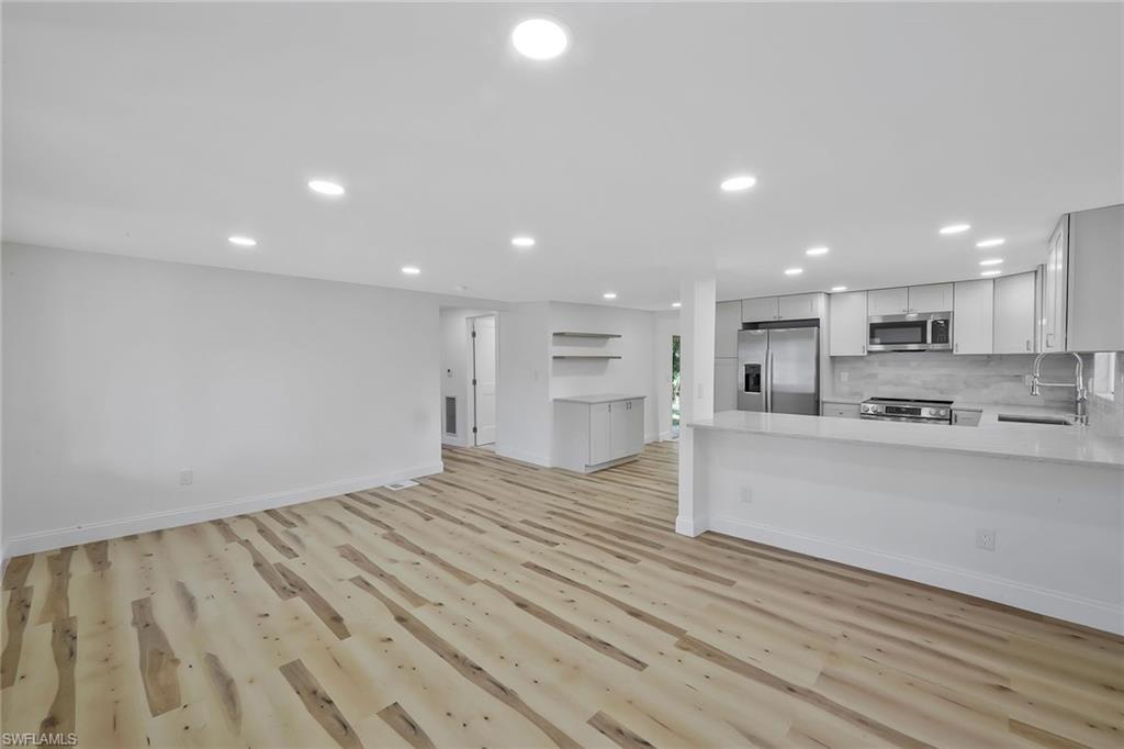 PALMLEE PARK - Residential