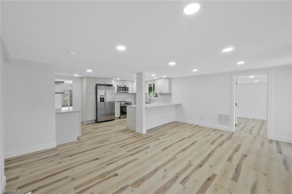 PALMLEE PARK - Residential