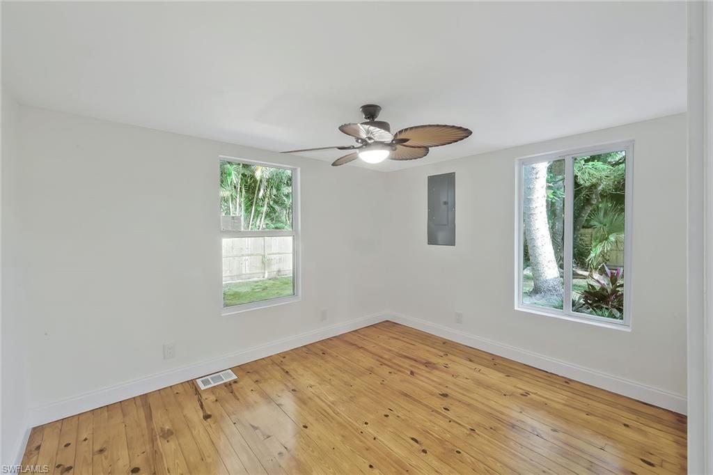 PALMLEE PARK - Residential