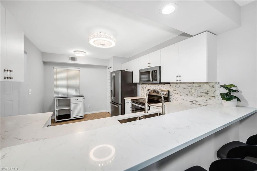 NEW WATERFORD - Residential
