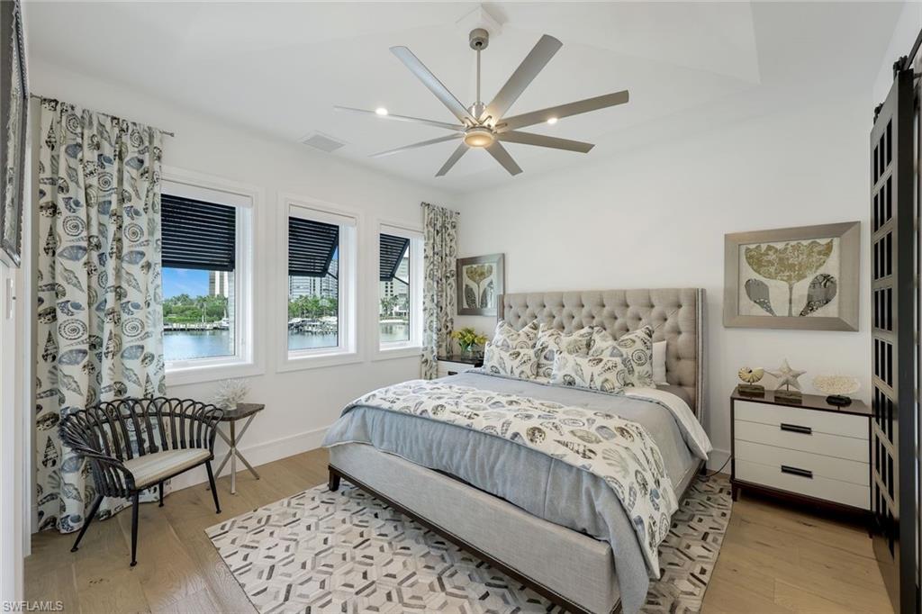 PARK SHORE - Residential