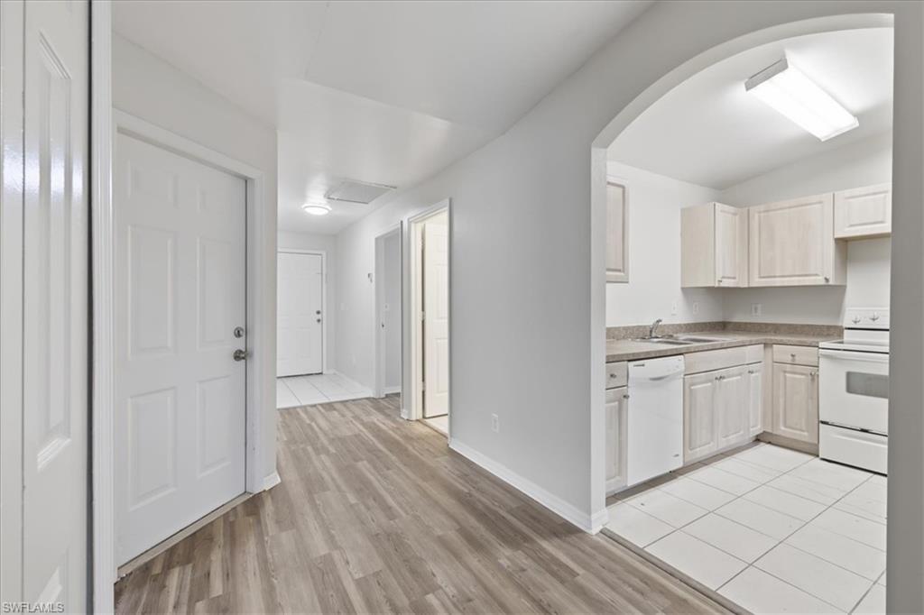 CAPE CORAL - Residential Income