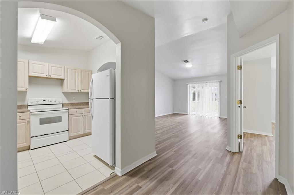 CAPE CORAL - Residential Income