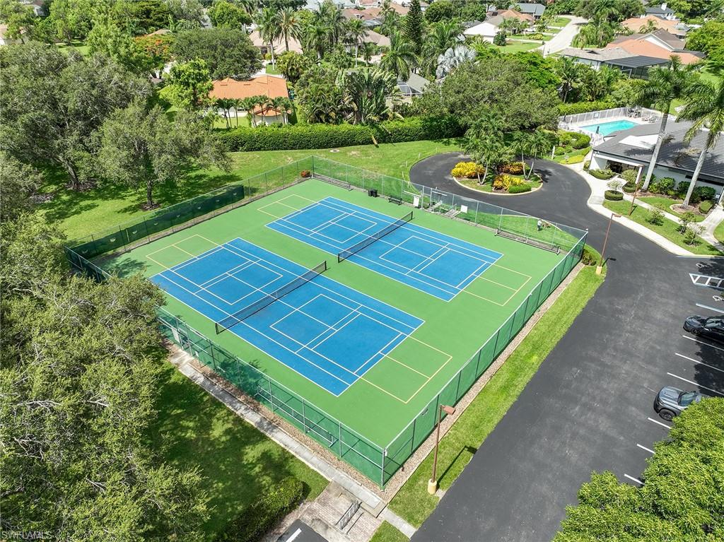 BERKSHIRE LAKES - Residential