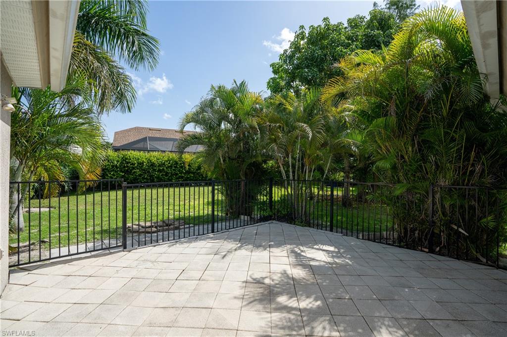 BERKSHIRE LAKES - Residential