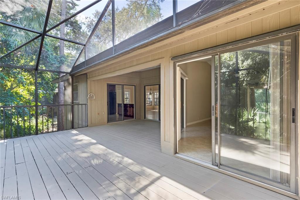 ISLAND PARK VILLAGE - Residential