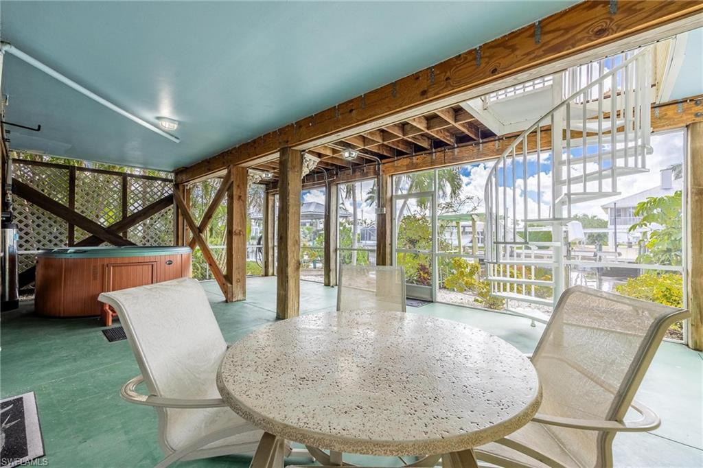ISLAND HARBORS - Residential