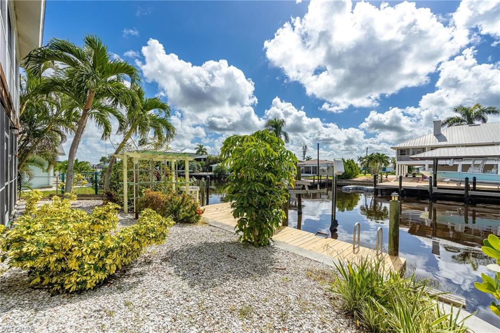 ISLAND HARBORS - Residential