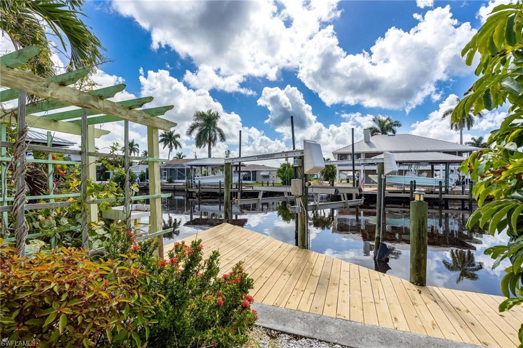 ISLAND HARBORS - Residential