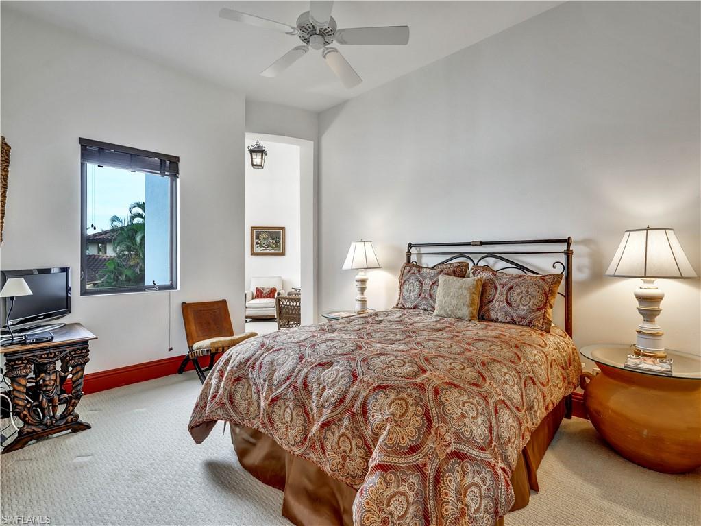 ROYAL HARBOR - Residential