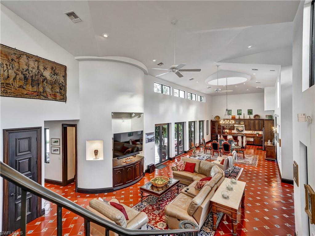 ROYAL HARBOR - Residential