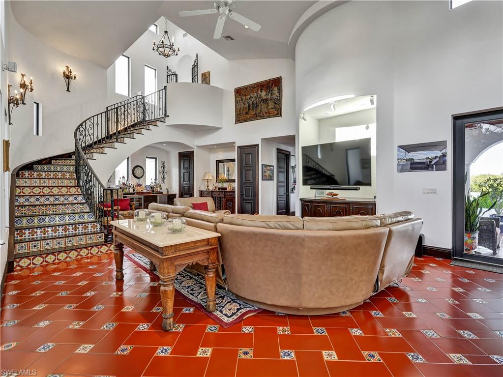 ROYAL HARBOR - Residential