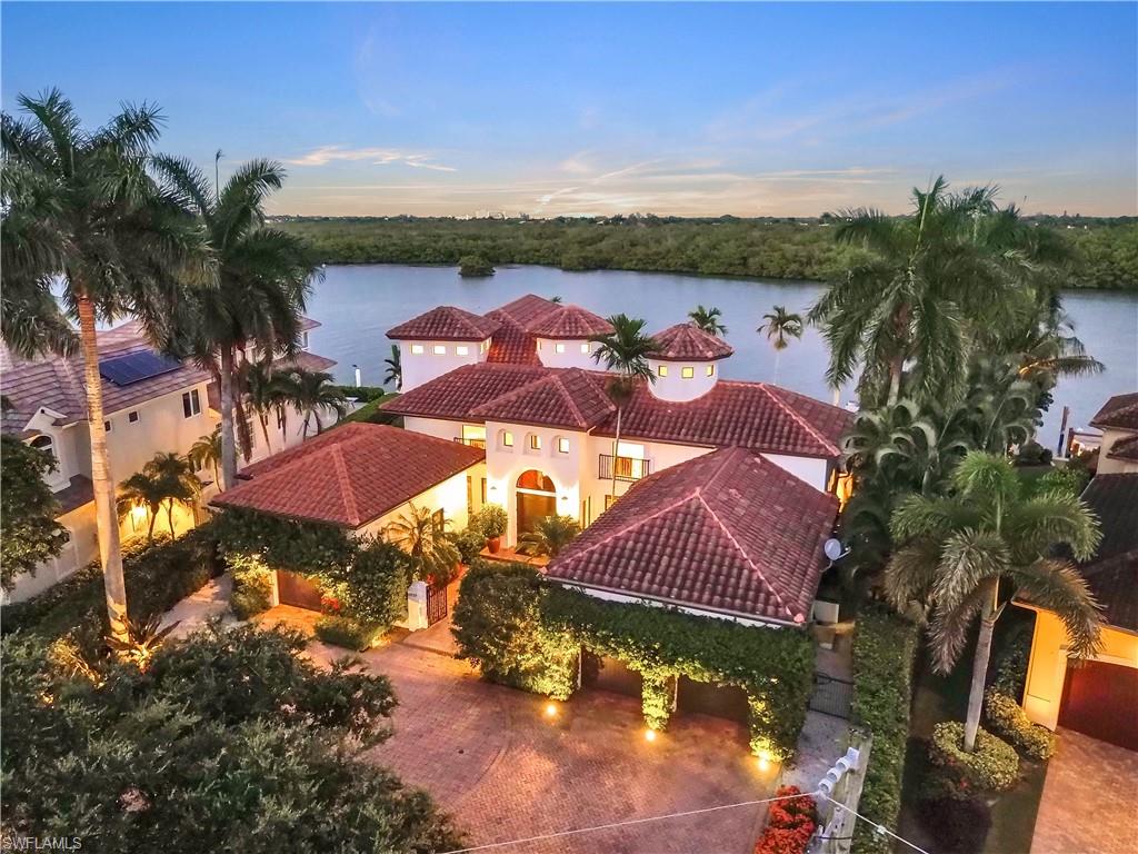 ROYAL HARBOR - Residential