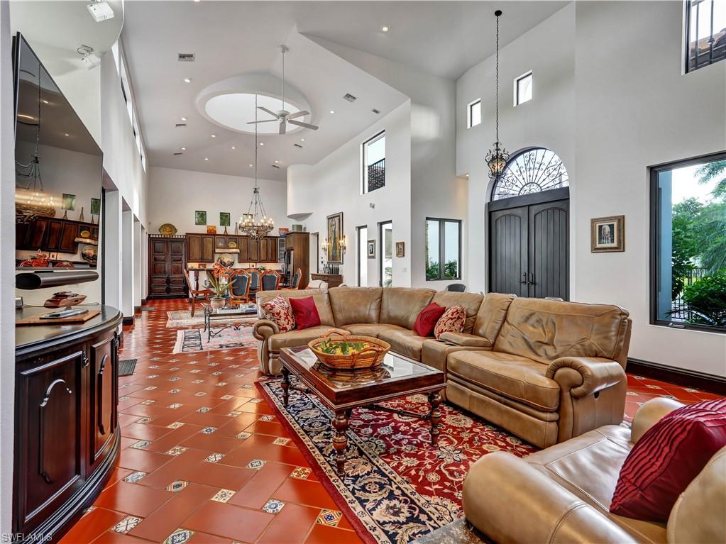 ROYAL HARBOR - Residential