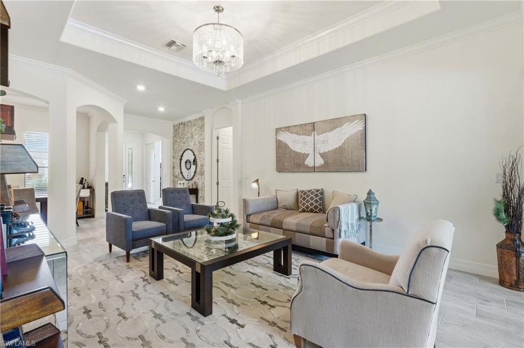 PORTICO - Residential