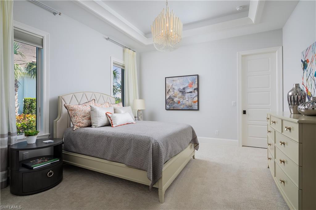 BAY WOODS - Residential