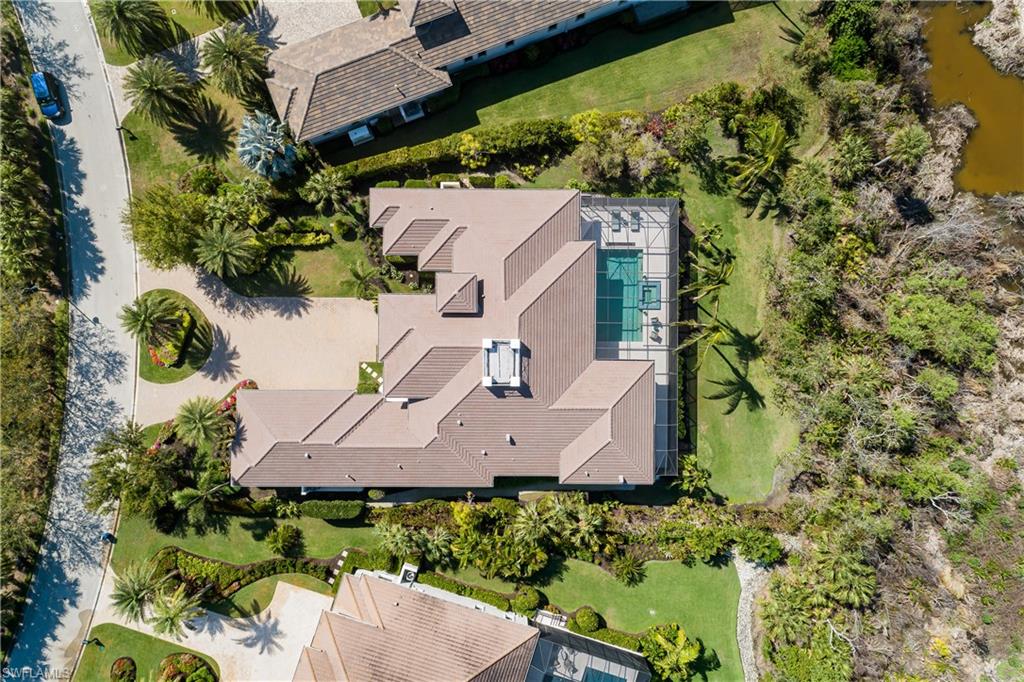 BAY WOODS - Residential