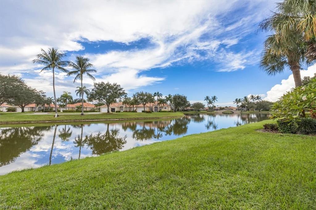 VILLAGE WALK - Residential