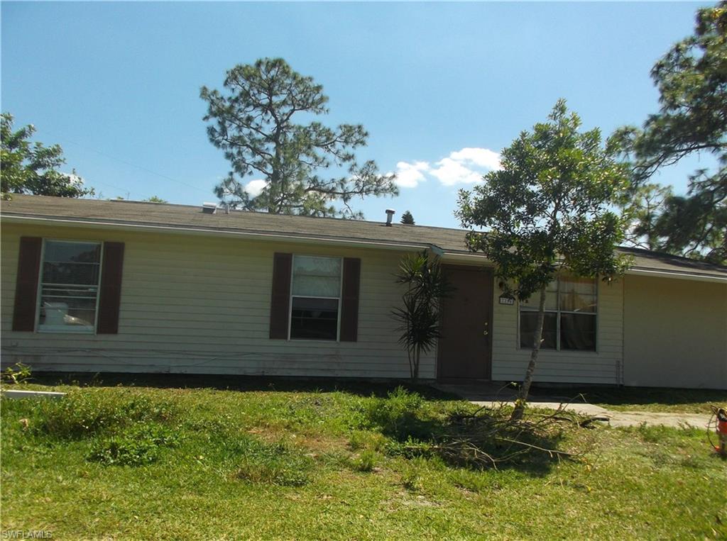 Very nice 3 bedroom home on a cul de sac. Huge master bedroom with private bathroom. Beautiful kitchen with wood flooring and wood cabinets. Tile and wood flooring throughout the home. This is a great first home or rental home. Price lowered due to drain field issue.