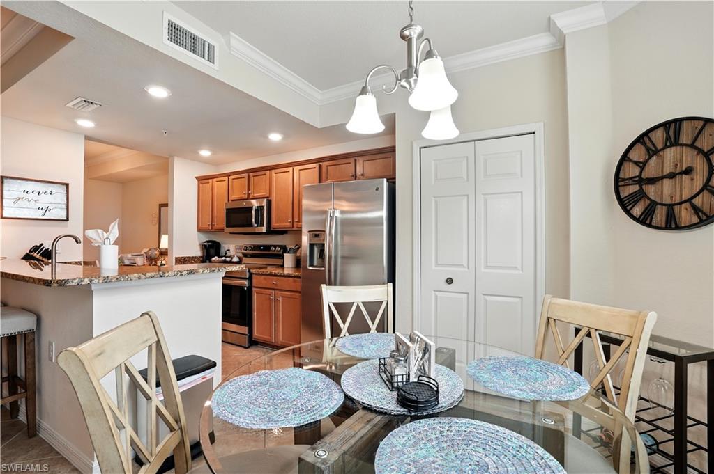 *GOLF MEMBERSHIP* The Bellini floor plan is a 2-bedroom, 2-bathroom with an open concept living area. Located on the 1st floor, great views of
the first green are to be enjoyed with magnificent sunsets over the lake! Offering stainless steel appliances, granite counter tops, crown molding,
20" porcelain tile, blinds, fans, lighting & beautiful furniture, you'll want to make this your home away from home! Take peaceful walks or bike
through the natural Florida setting or relax by the beach entry resort style pool. Enjoy a cold beverage at the Cabana Bar & Grill or if you're
looking for fine dining, relish stunning views from the clubhouse. Many amenities to be enjoyed from spa and fitness center to an active social
calendar with card games, Mahjong and much more! The Tennis Center offers eight Har-Tru surface courts with pro shop. The Golf course boasts
an amazing aqua driving range & pro shop. A short drive will take you to pristine sandy beaches, exclusive shopping, and dining. The golf
membership can be transferred to the tenant during their lease. Transfer fees and golf cart/green fees applicable. Please confirm rates and
availability.
