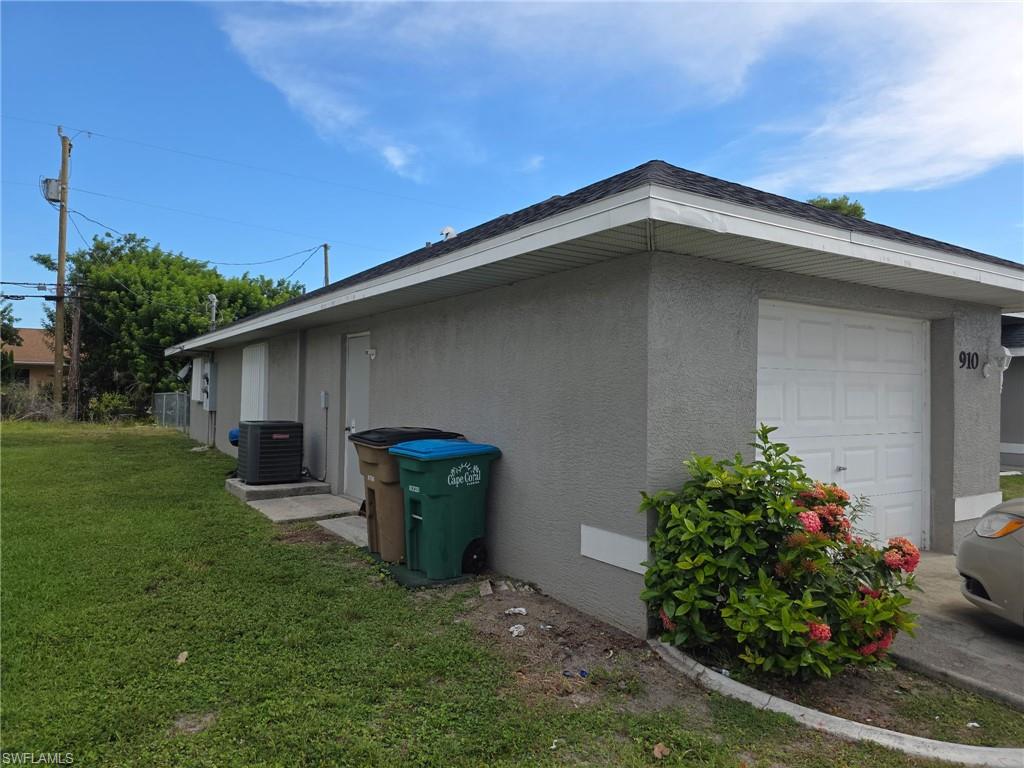 CAPE CORAL - Residential Lease