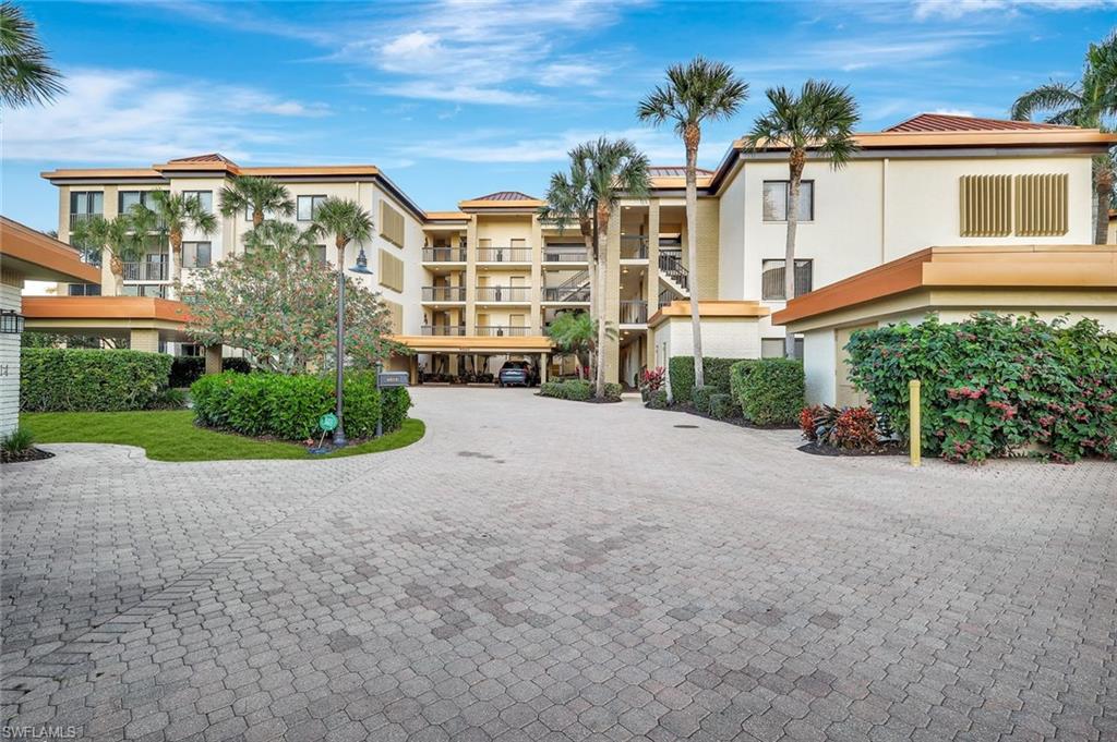 INTERLACHEN - Residential