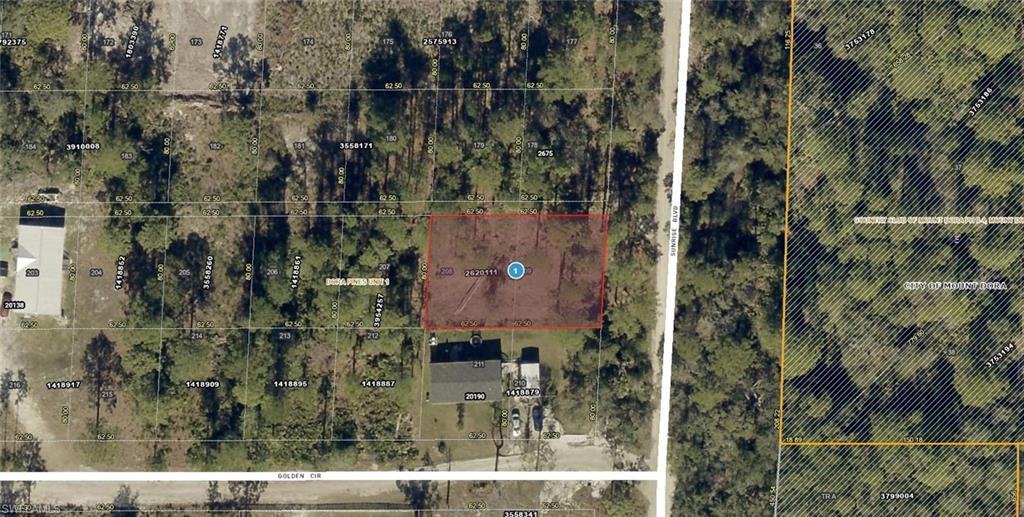 A VACANT LOT IN MOUNT DORA IN LAKE COUNTY!!!