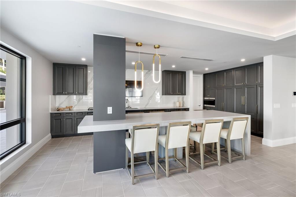 QUATTRO AT NAPLES SQUARE - Residential