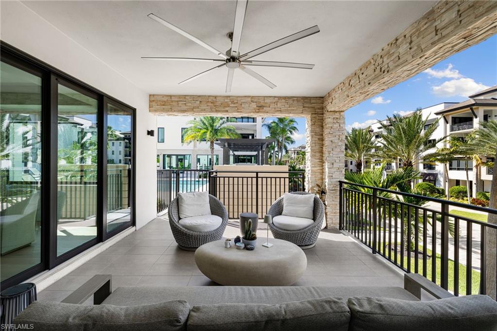 QUATTRO AT NAPLES SQUARE - Residential
