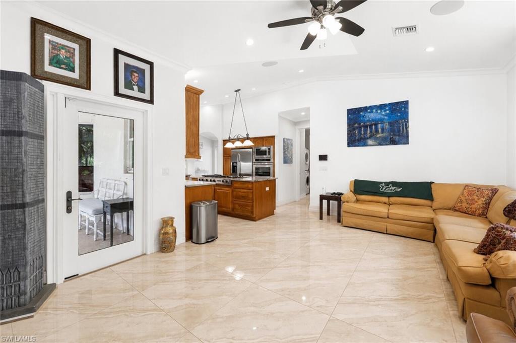GOLDEN GATE ESTATES - Residential