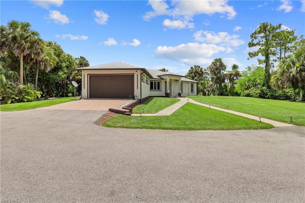 GOLDEN GATE ESTATES - Residential
