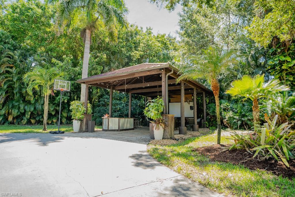 LOGAN WOODS - Residential